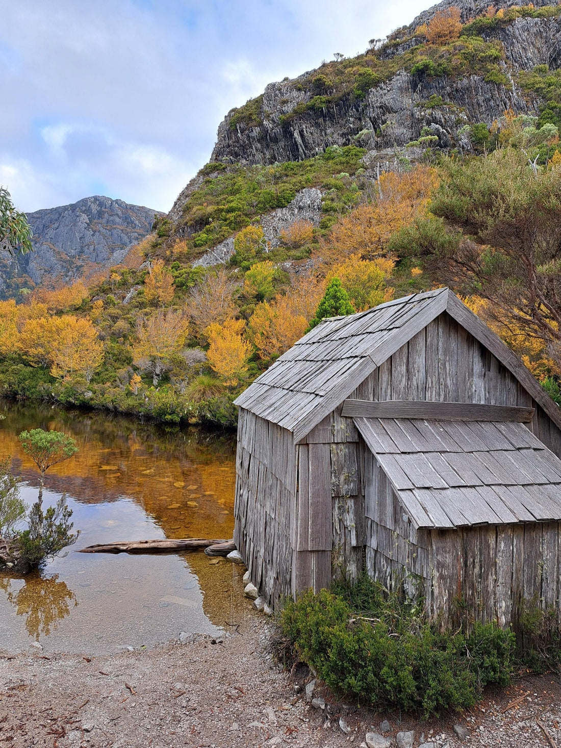 Boathouse Crater Lake Cradle Mountain